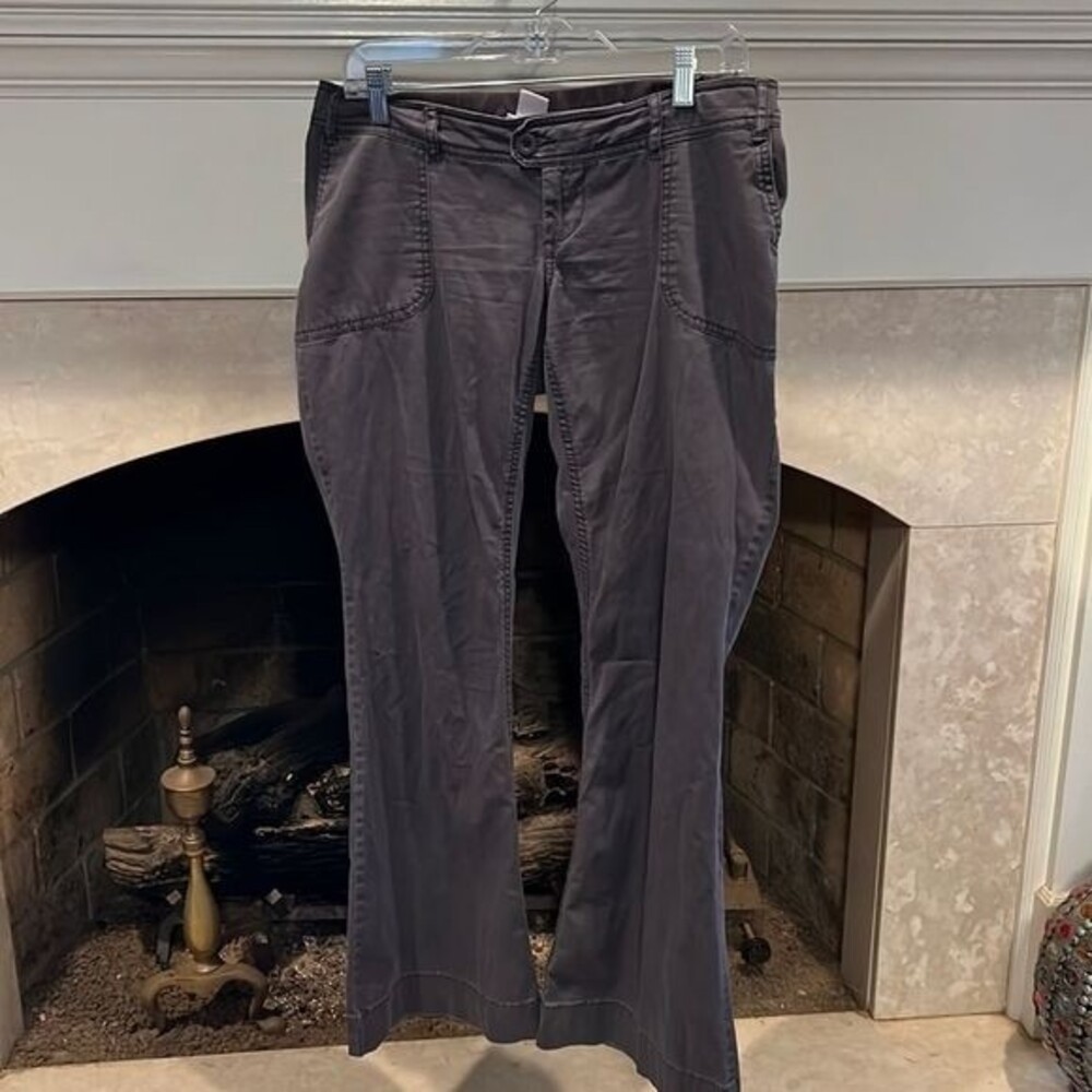 Motherhood maternity pants size Medium